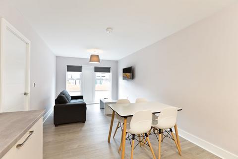 2 bedroom flat to rent, Apartment 8, Lynthorpe House, City Centre