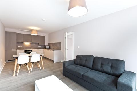 2 bedroom flat to rent, Apartment 8, Lynthorpe House, City Centre