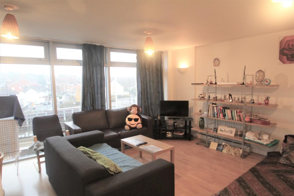 Roxborough Heights, Harrow HA1 1GP 1 bed flat £1,150 pcm (£265 pw)