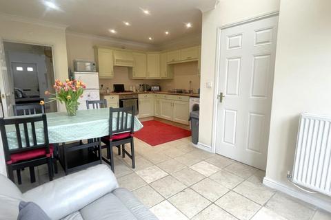 26 Caxton Close, Tiptree, Colchester, CO5 0HA