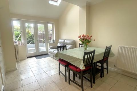 26 Caxton Close, Tiptree, Colchester, CO5 0HA