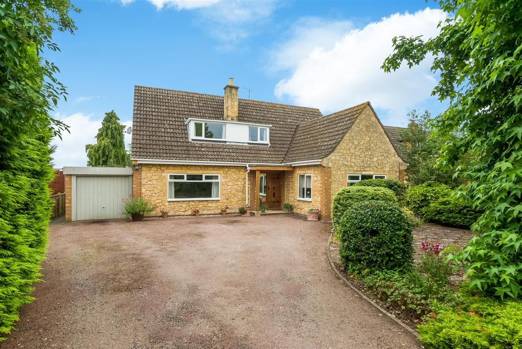 Long Marston Road, Welford On Avon, StratforduponAvon 5 bed detached