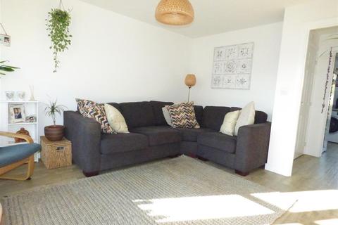 4 Arrow Way, Bidford On Avon, Alcester, B50 4GQ