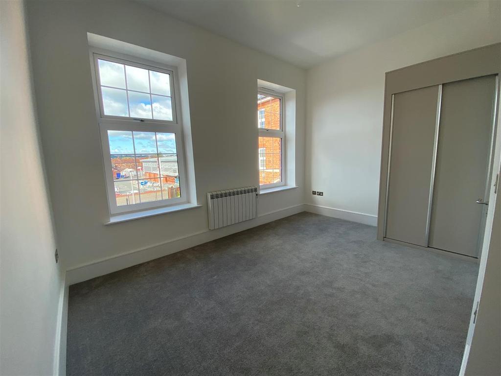 Apt 24 Bedroom.jpg