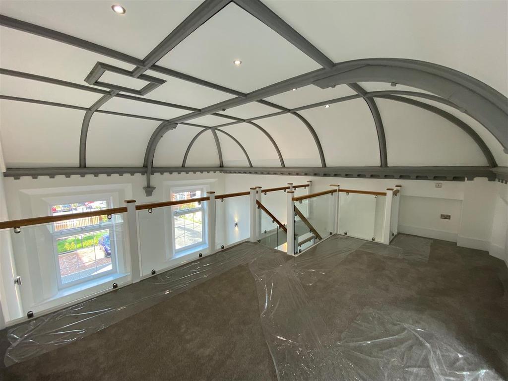 Mezzanine 1.jpg