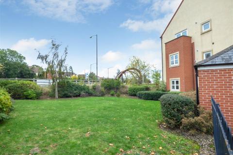 62 Addison Drive, Stratford-upon-avon, CV37 7PL