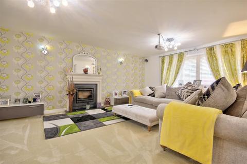 3 bedroom detached bungalow for sale, Stoke Albany Road, Desborough, Northamptonshire