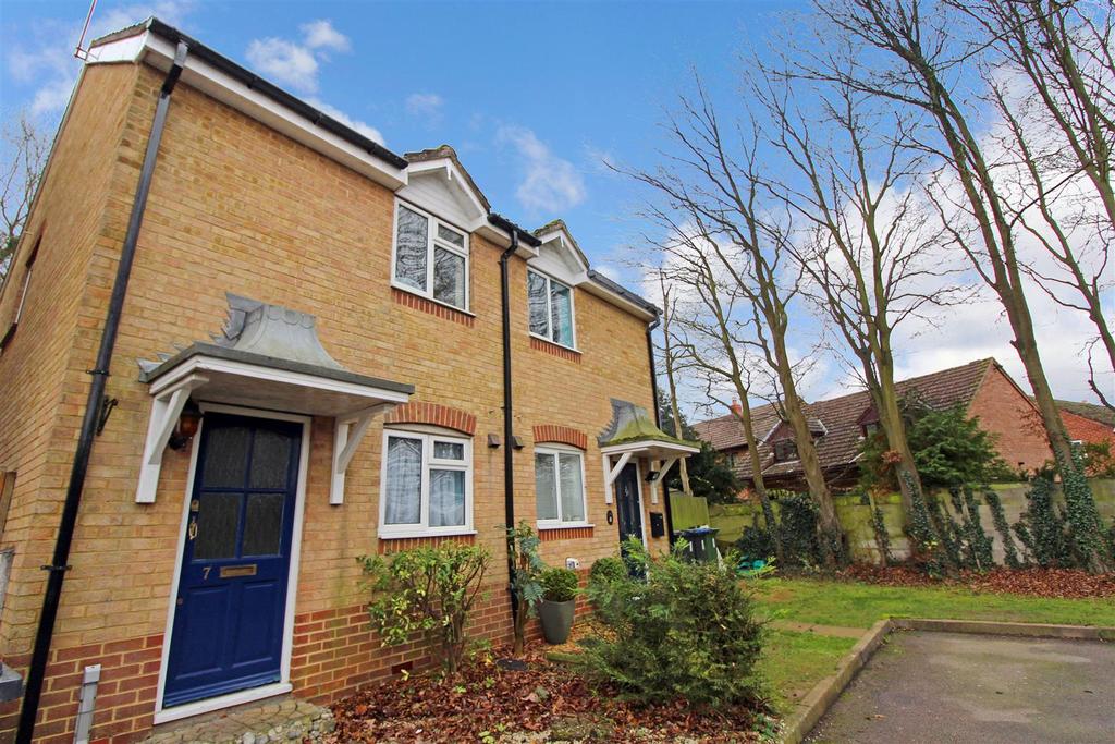 Oak Leigh Banbury Road (just Off Birdhaven Close) Lighthorne Heath