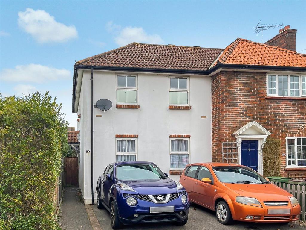 Rodney Road, Walton on Thames, Surrey 3 bed end of terrace house £425,000