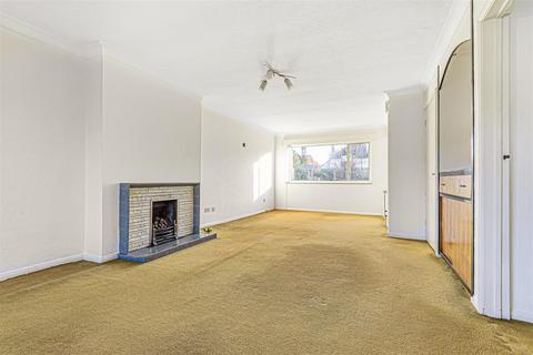 9 Angel Road, Thames Ditton, KT7 0AU