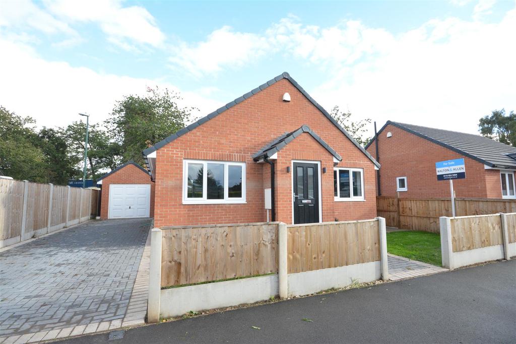 Winrow Gardens, Basford, Nottingham 2 bed detached bungalow for sale £230,000