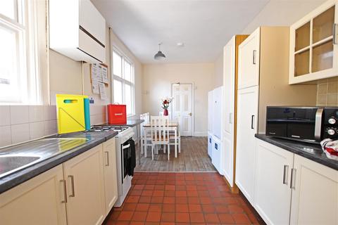 6 bedroom house to rent - Lutterworth Road, Abington Northampton