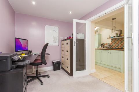 12 Argyle Avenue, Margate, CT9 5RW