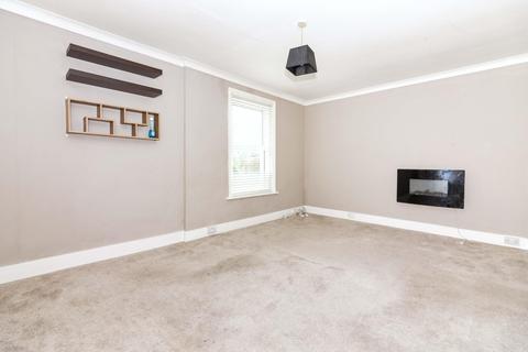 Flat 3, 12 Byron Road, Worthing, BN11 3HN