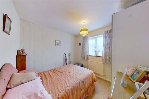 11 Abbots Close, Bradville, Milton Keynes, MK13 7EN