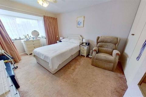11 Abbots Close, Bradville, Milton Keynes, MK13 7EN
