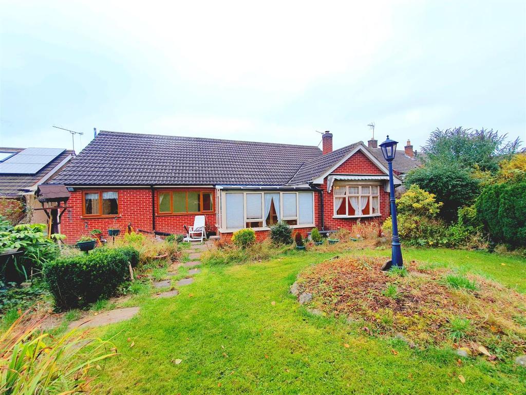 Church Lane, Whitwick, Coalville 3 bed bungalow £340,000