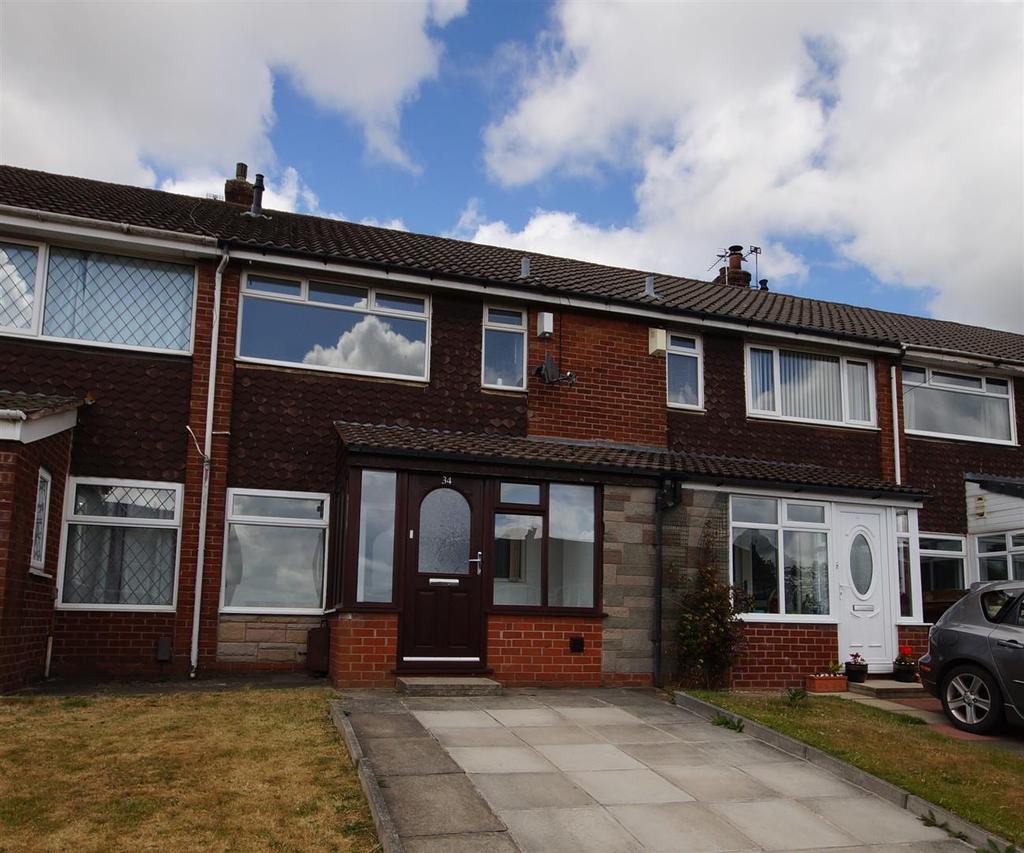 Thirlmere Avenue, Horwich, Bolton 3 bed townhouse £725 pcm (£167 pw)