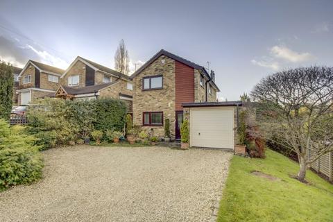 12 Hillside Close, Chalfont St Giles, HP8 4JN