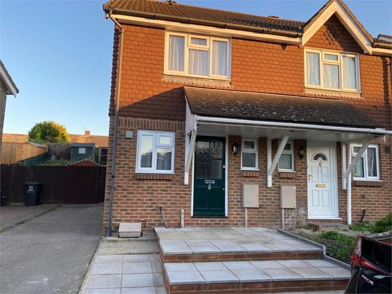 Richmond Drive, Gravesend, DA12 2 bed semidetached house £965 pcm (£