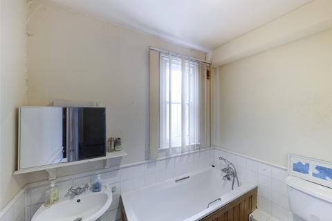 92 Bromyard Road, Worcester, WR2 5DJ