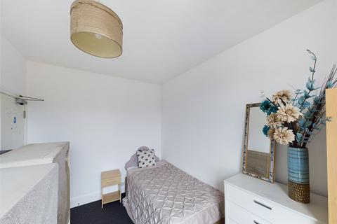 92 Bromyard Road, Worcester, WR2 5DJ