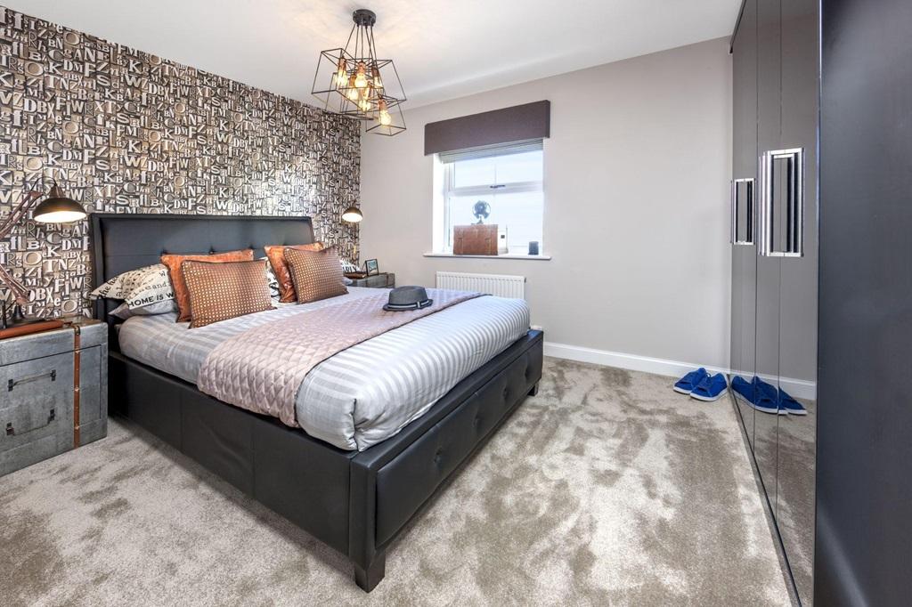 Bedroom 4 bedroom home chelworth
