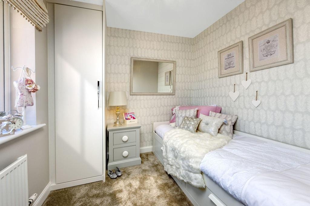 Bedroom 4 bedroom home chelworth