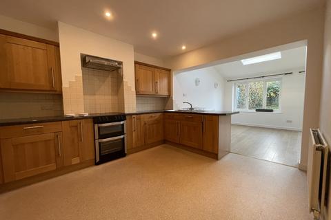 97 Buddle Lane, Exeter, EX4 1JP
