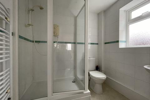 97 Buddle Lane, Exeter, EX4 1JP