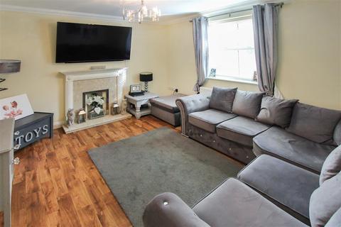22 Hare Bridge Crescent, Ingatestone, CM4 9DR