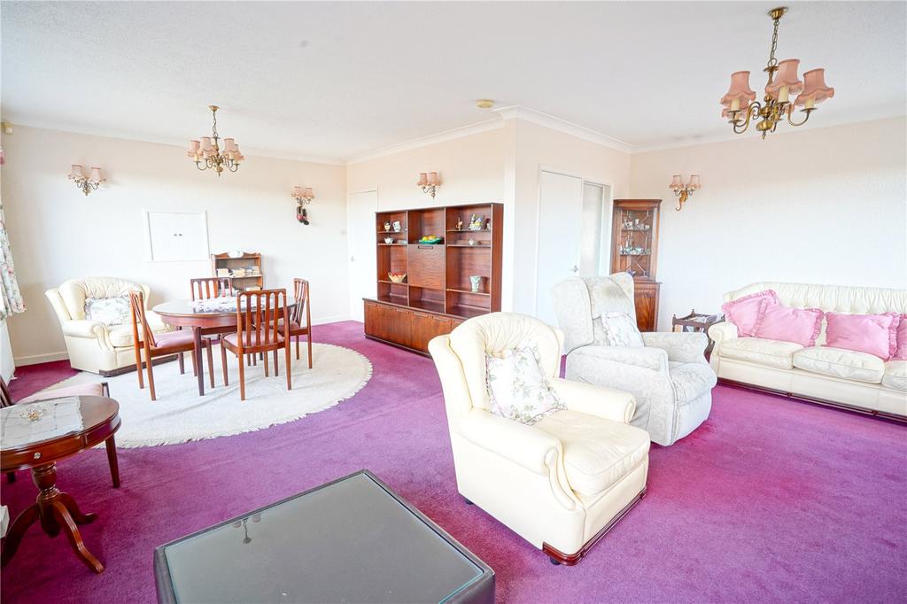 School Lane, Stainton, Rotherham, S66 3 bed bungalow £285,000