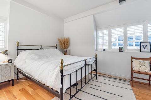 59 Dickson Road, London, SE9 6RE