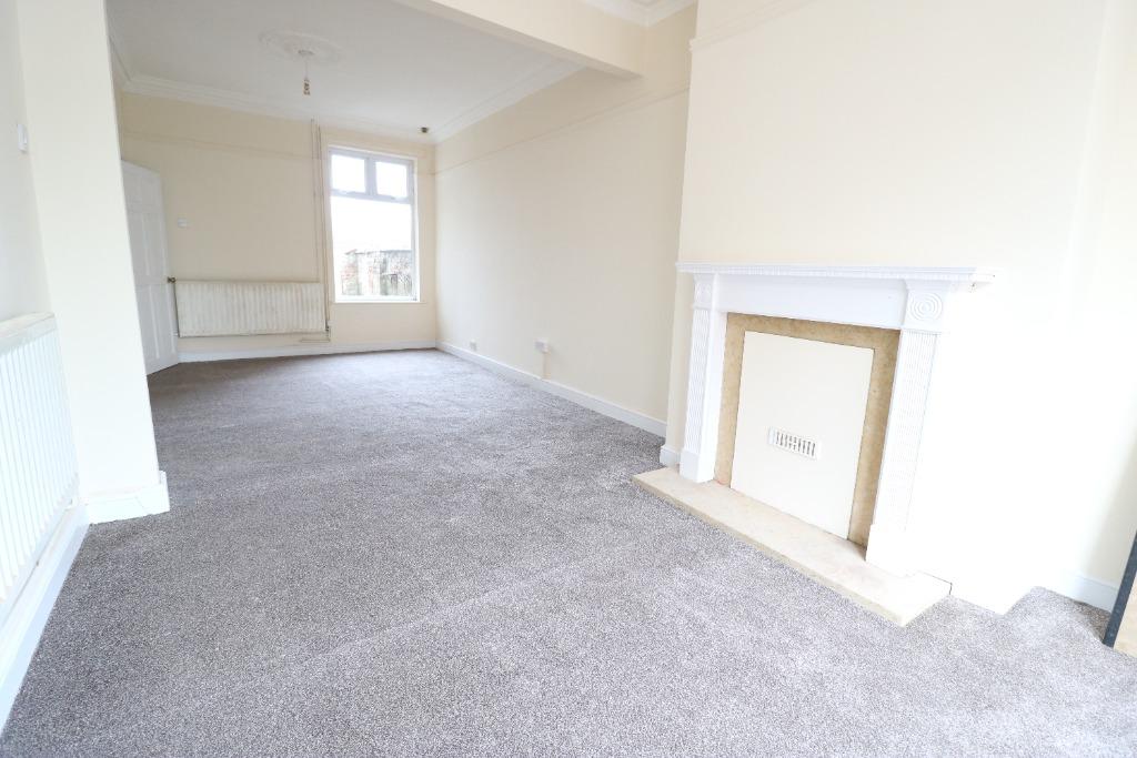 Willingham Street, Grimsby, DN32 3 bed terraced house £525 pcm (£121 pw)