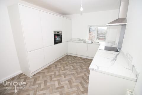 3 Carr Head Lane, Poulton-le-fylde, FY6 8JA