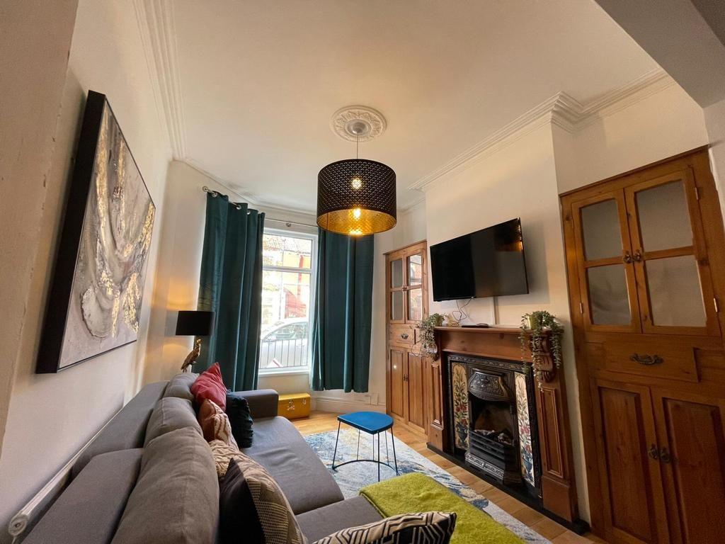 Pomeroy Street, Cardiff 2 bed terraced house £245,000