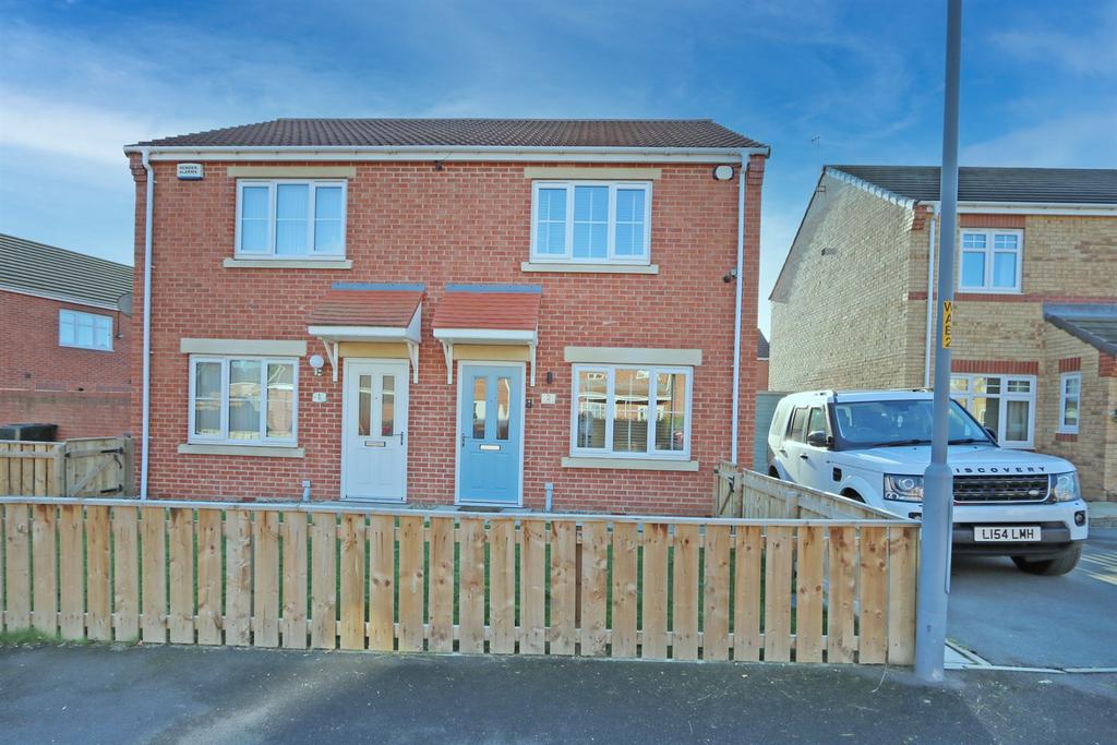 Duxford Road, Acklam Green, Middlesbrough, TS5 3 bed house £125,000