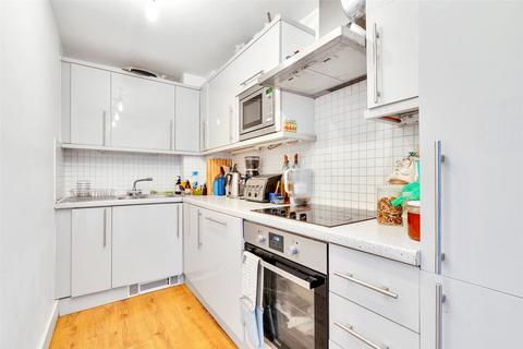 undefined, Balls Pond Place, London, N1