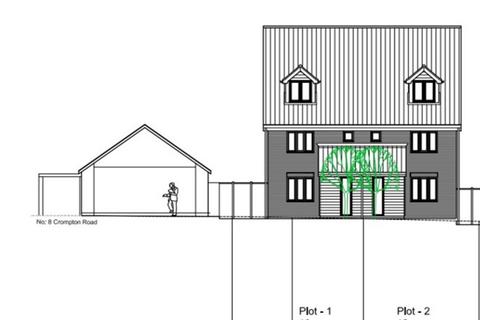 10 Crompton Road, Lowestoft, NR33 9NG