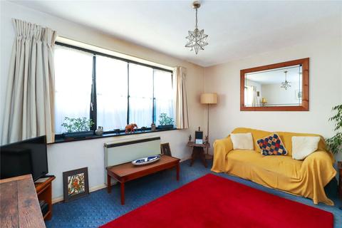 1 bedroom apartment for sale - Stoney Grove, Chesham, Buckinghamshire, HP5