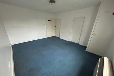 1 bedroom flat to rent, 1 bedroom First Floor Flat in Bognor Regis