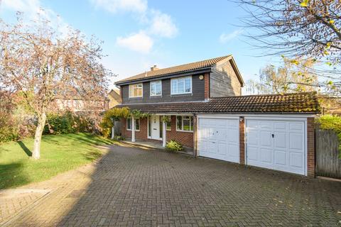 4 bedroom detached house to rent - Harlands Grove Orpington BR6