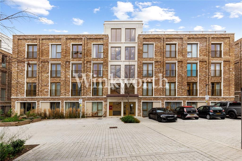Apple Tree Road, London, N17 1 bed apartment £325,000