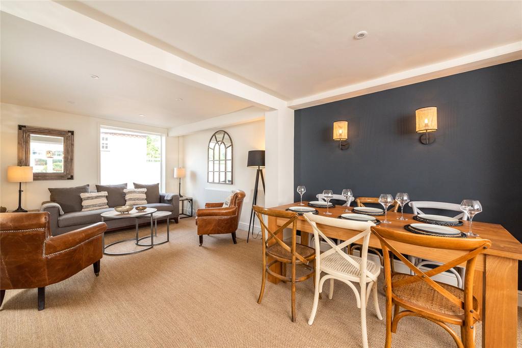 Dining / Family Room