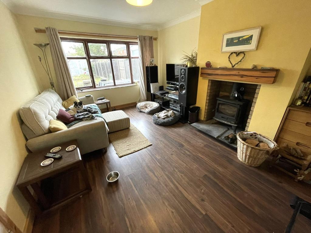 Redbourne Way, Scunthorpe 3 bed terraced house £125,950