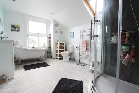 66 Downs Road, Walmer, Deal, CT14 7TB