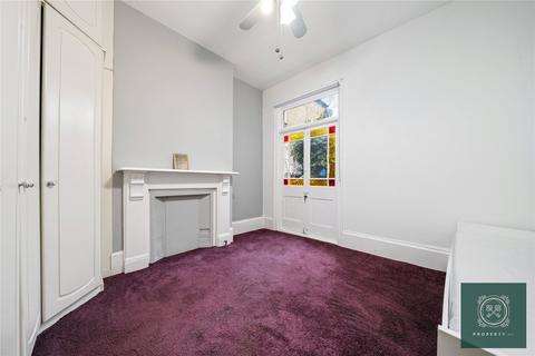 4 bedroom terraced house to rent, Philip Lane, Tottenham, London, N15