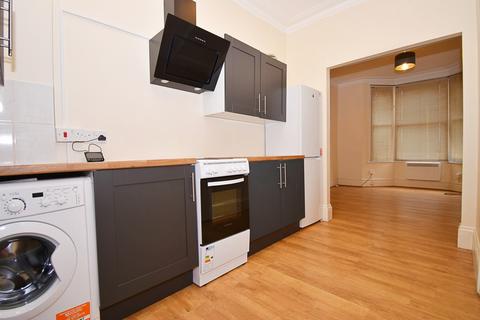 Studio to rent, 1 Cavendish Road, Highams Park, London. E4 9NQ