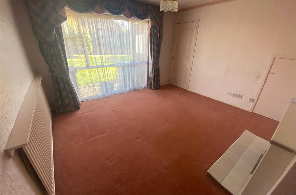 Collins Close, Quinton, Birmingham, B32 2 bed terraced house £152,500