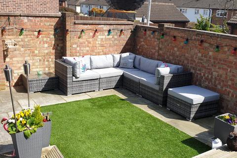 24 Stephens Close, Romford, RM3 7RS